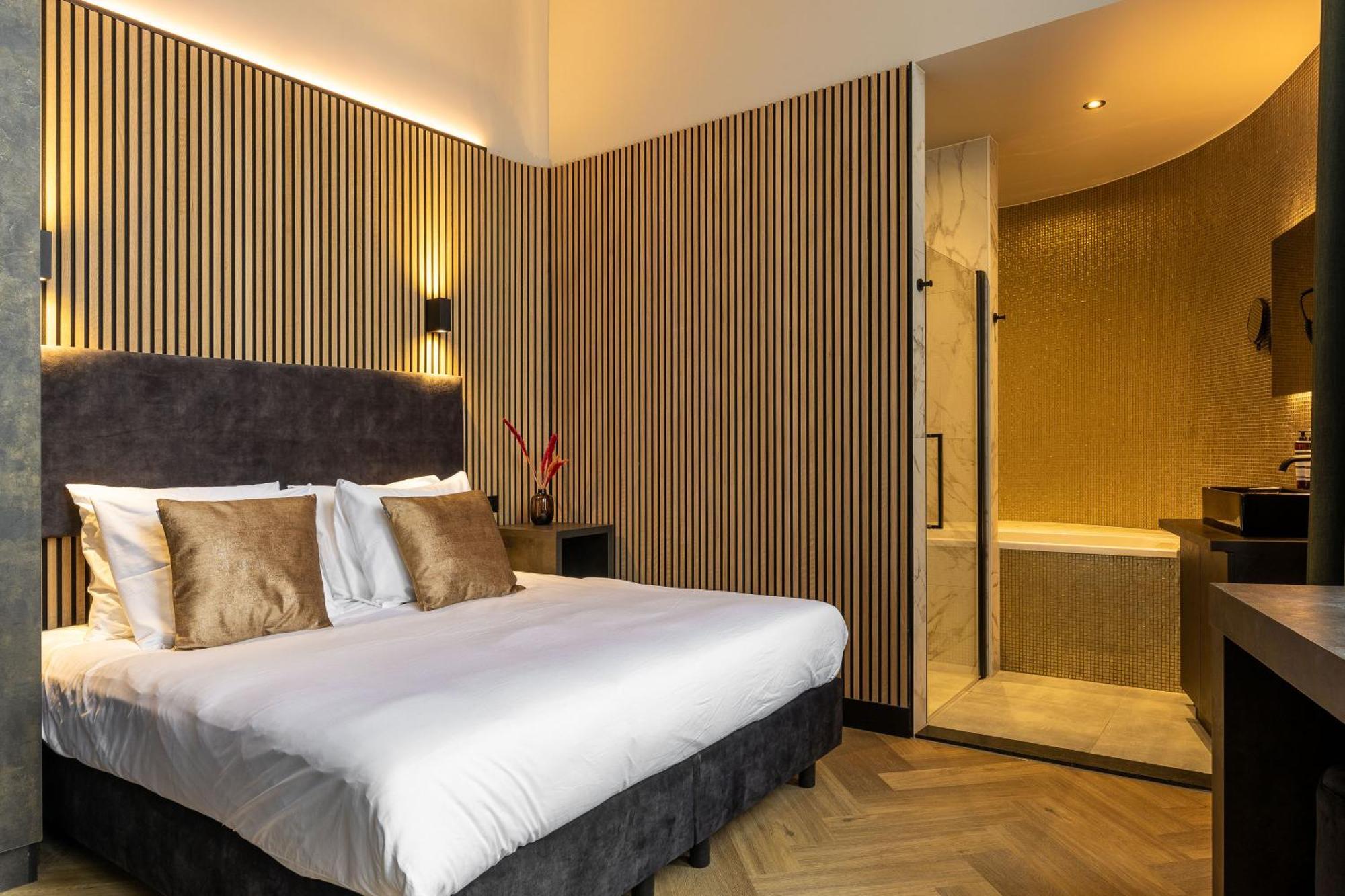 Monument Hotel Ζάανταμ Εξωτερικό φωτογραφία